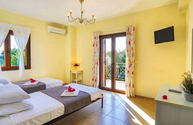 Villa Aloni in Paxi With 2 Bedrooms and 3 Bathrooms - Photo 42