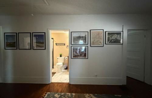 Charming 2-Bedroom 1 Bath Near Everything - Foto 5