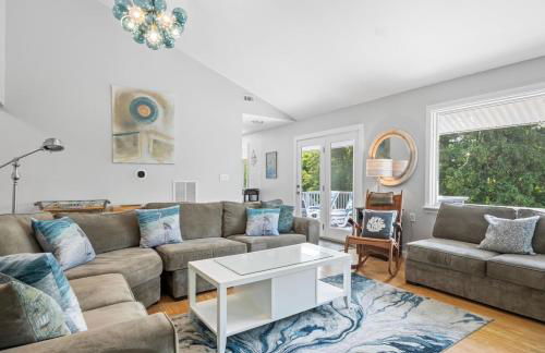 Exceptional Contemporary Retreat with 4 King Beds in Mystic CT - Foto 1