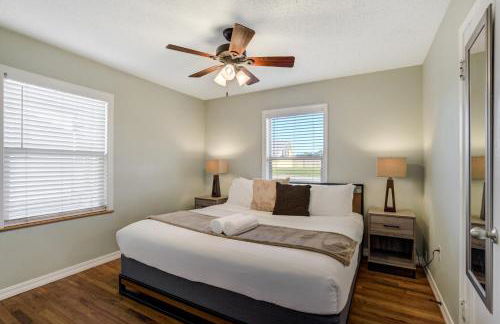 Charming 2BR Retreat - Pet Friendly! - Foto 19