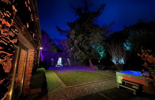 Sunridge Fishing Lodge with Hot Tub & Giant Cinema - Foto 46