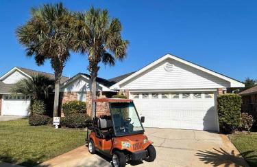 Steps Away-Game Room-Comm Pool-Golf Cart Deals - Foto 51