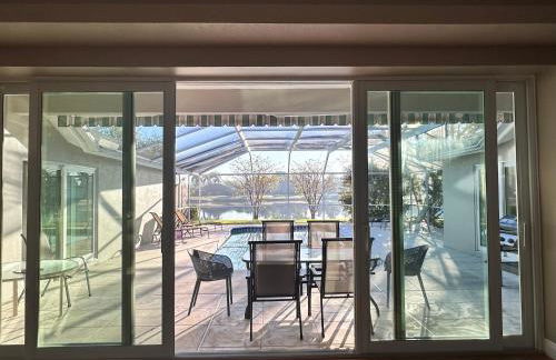 Private villa with lake view and pool - Foto 29