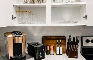 Dolly's Art Deco - Luxe Stay Near Broadway - Foto 15