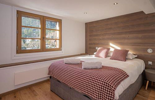 Toits des Pècles Top-Floor Alpine Apartment with Stunning Mont-Blanc View - Photo 2