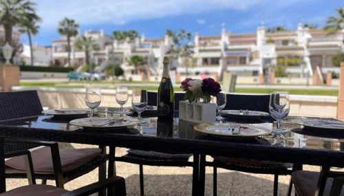 3 Bed Townhouse Overlooking Com Pool LD314 - Foto 2