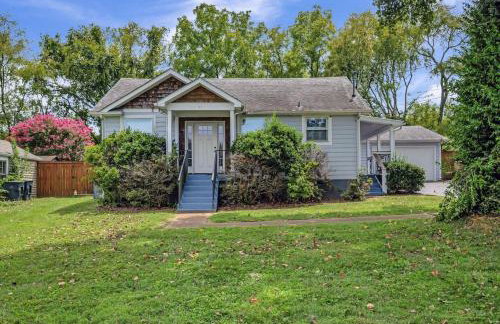 2 BR Home 4 Miles to Broadway Sleeps 4 - Foto 2