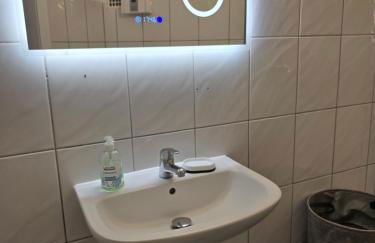 Apartment in Krefeld City with Balcony - Foto 14