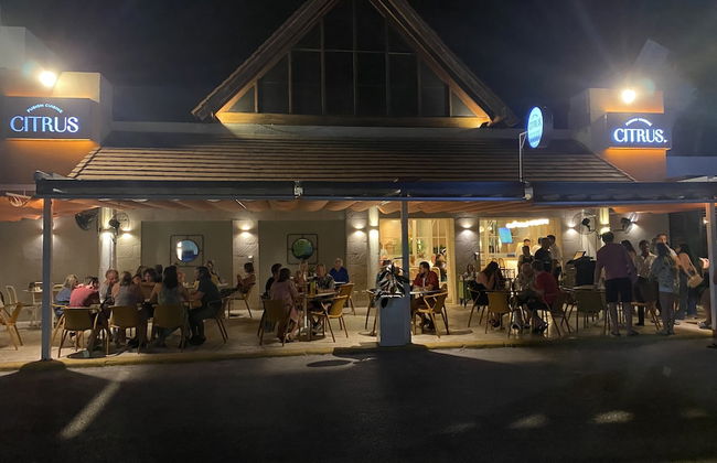 2 Minute Walk to Beach 1bdrm Condo with Pool - Foto 41