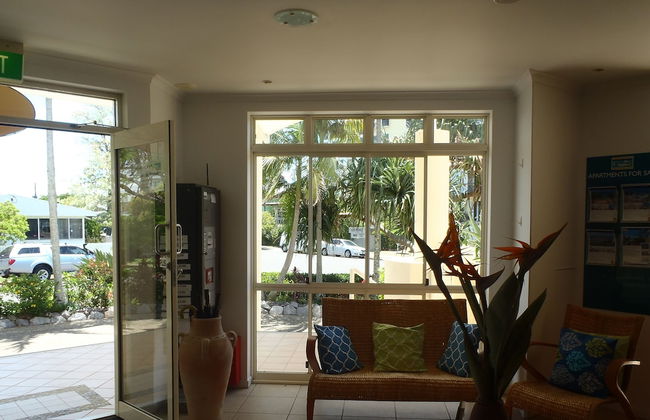 Moorings Beach Resort - Foto 2