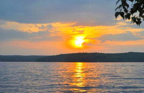 Lakefront Cabin Rental with Incredible Sunsets on Lake Wallenpaupack, Pennsylvania - Foto 11