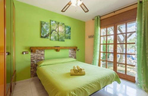 Escapada con Piscina Climatizada y Área Infantil - Foto 14