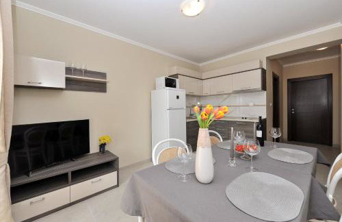 Apartmani Perić 1 Meka Draga - Foto 19