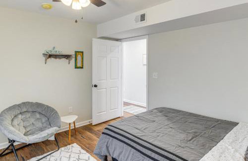 Louisville Charm Near the Derby Apt with Yard! - Foto 18