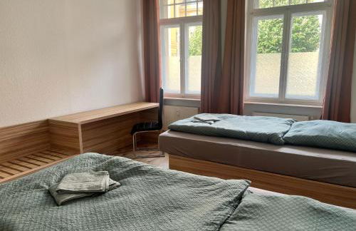 Gegenüber vom Theater - Foto 14