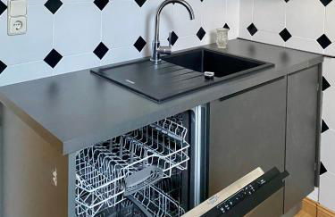 ruhige Wohnung in zentral gelegener Gründerzeitvilla - Photo 19