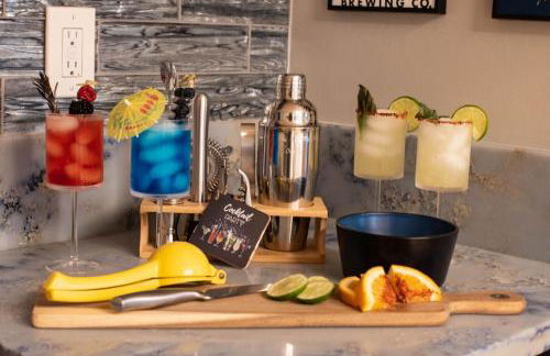 NEW! Pt Loma Paradise: Remodel - Pool – Game Room – WOW! - Foto 6