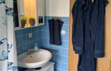 Schöne Ferienwohnung mit Terrasse, nur 2 Minuten zur Autobahn - Foto 6