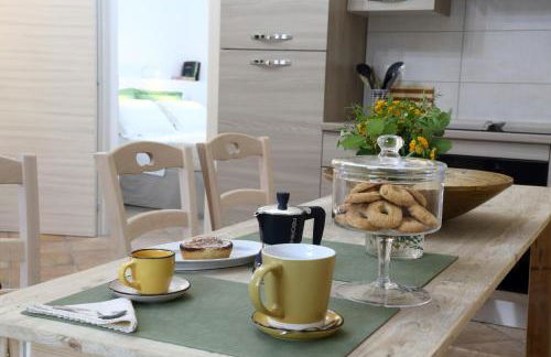 Fiori e follie - Foto 1