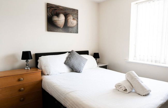 2 Bedroom Apartment Warrington - Photo 9