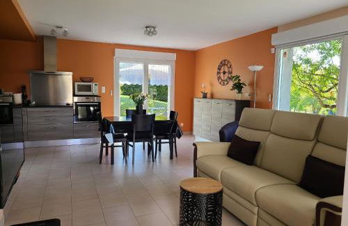 Gîte moderne avec accès indépendant, proche centre-ville et Thermes, terrasse et équipements inclus - FR-1-589-57 - Photo 1