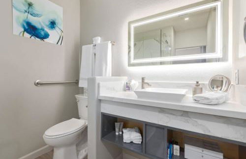 New 2 Bed 2 Bath On The Avenue - Foto 13