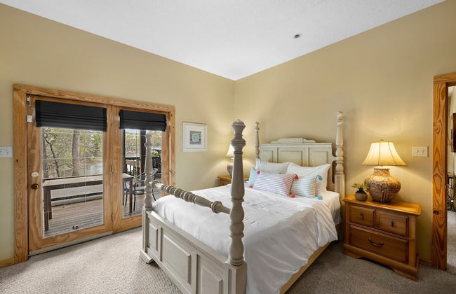 Lakeside Lodge by Avantstay Hot Tub Dock - Foto 37