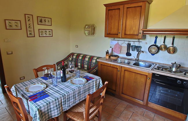 Cottage in Urbania With Pool & Terrace - Foto 8