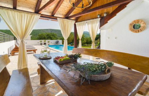 Three-Bedroom Holiday Home In Brstanovo - Foto 6