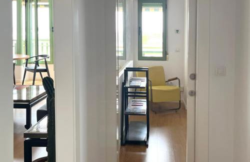 Stylish well-connected beachfront flat - Foto 54