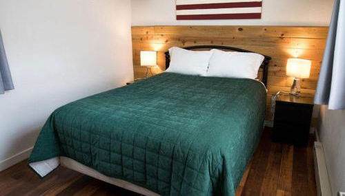 Iron Horse Cabin at Base Camp Lodging Company - Foto 5