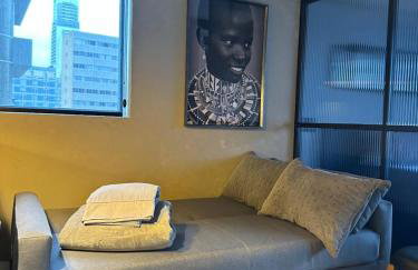 Studio 406 no Centro Cívico com Piscina Aquecida, Academia, Sauna e Garagem - Foto 3