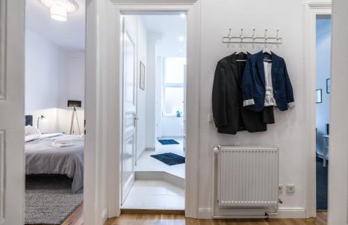 Hochwertige Altbauwohnung im modernen Stil in Wiesbaden - Küche - Terrasse - WLAN - Zentral - Foto 14