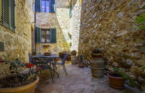 Apartment in the medieval village - Foto 8