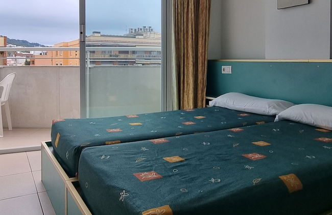 Apartaments Lloret Sun - Photo 11