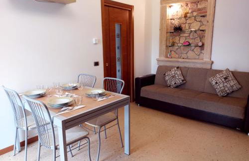 LotusNest - Casa Privata - Letto Matrimoniale, Parcheggio, Treno - Foto 10