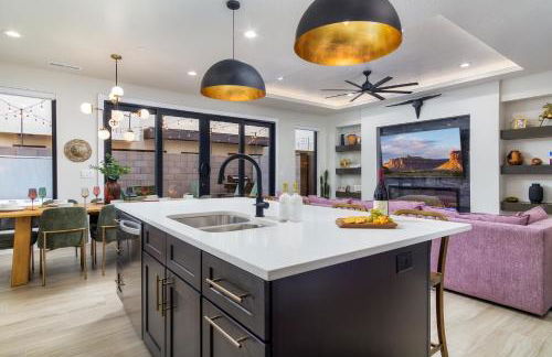 Wild West Oasis - Experienced Hosts, 2 King Suites - Foto 6