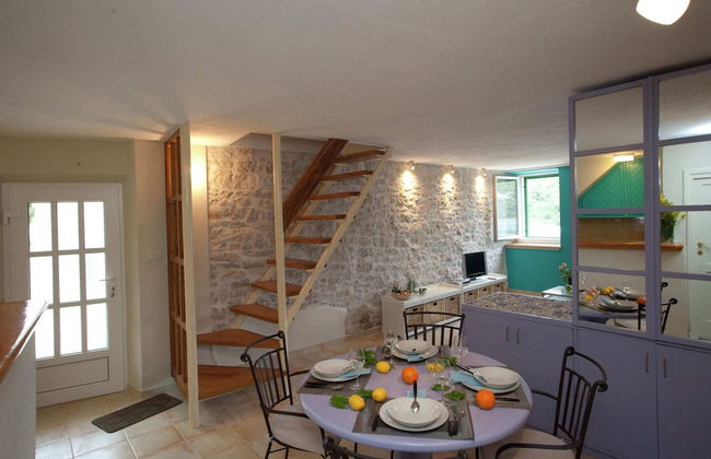 Beautiful Holiday Home on the Island Brac, With the Sea and a Small Beach in Front of the Door - Foto 6