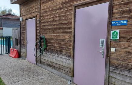 T2, 50m du lac, PISCINE, WIFI, jardin terrasse sans vis-à-vis, 1 à 4 pers - Foto 26