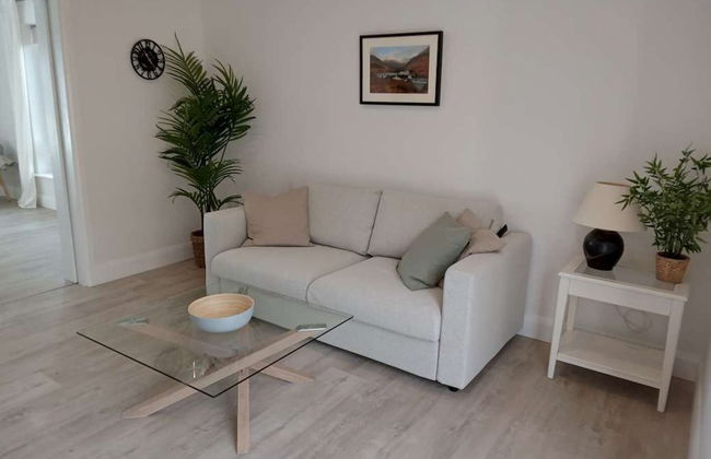 Coastal Apartment With sea Views - Foto 7