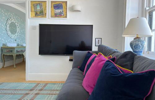 Broadstairs Beach Holiday Apartments, seafront stays opposite Kingsgate Bay with a parking space - Foto 8