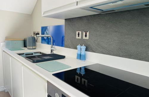 River Vista Retreat - Luxury duplex Apt - Views - Parking - Cycle storage - Spa access option - Foto 32