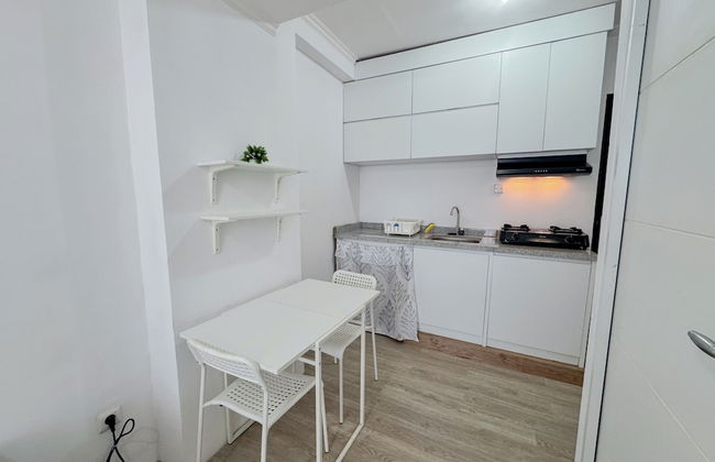 Compact and Restful 2BR at Menara Rungkut Apartment - Foto 21