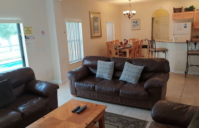 Hg423sp 4 Bedroom Villa in High Grove - Foto 16