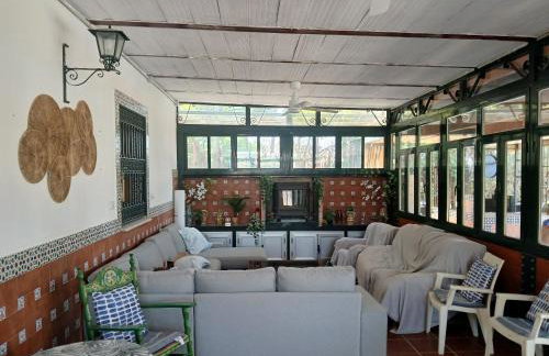 Spacious Garden Villa, private pool, huge grounds with orange trees - Foto 9