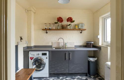 The Poplars - Photo 23