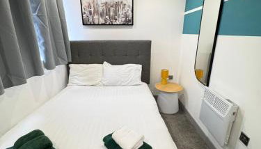 Two Bedroom Flat by Brookland Stays Serviced Accommodation Short Lets Leeds with Free WiFi - Foto 4
