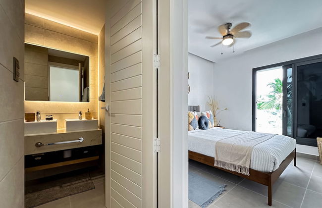 Gorgeous new Beach Apartment - Photo 21