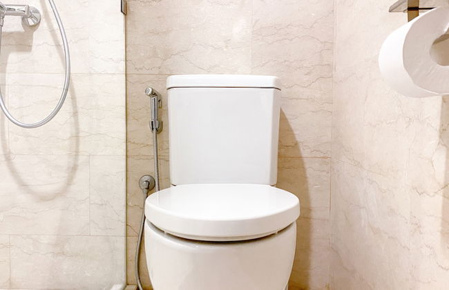 Comfy And Elegant 2Br With Private Lift At Menteng Park Apartment - Photo 15