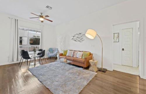 San Diego Stay, Pool, Gym, Near Zoo, Petco Park & SeaWorld - Photo 6